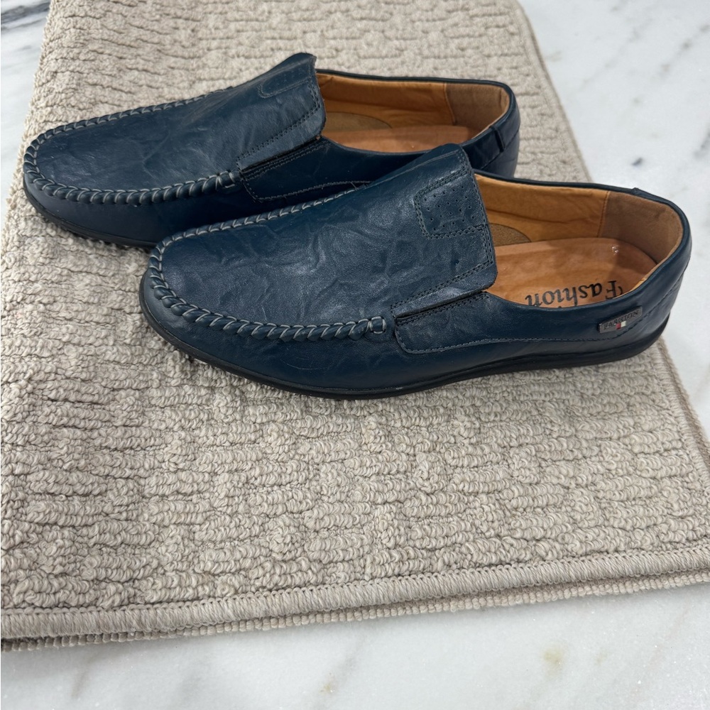 Men's Navy Slip-On Loafers - Picture 4 of 5